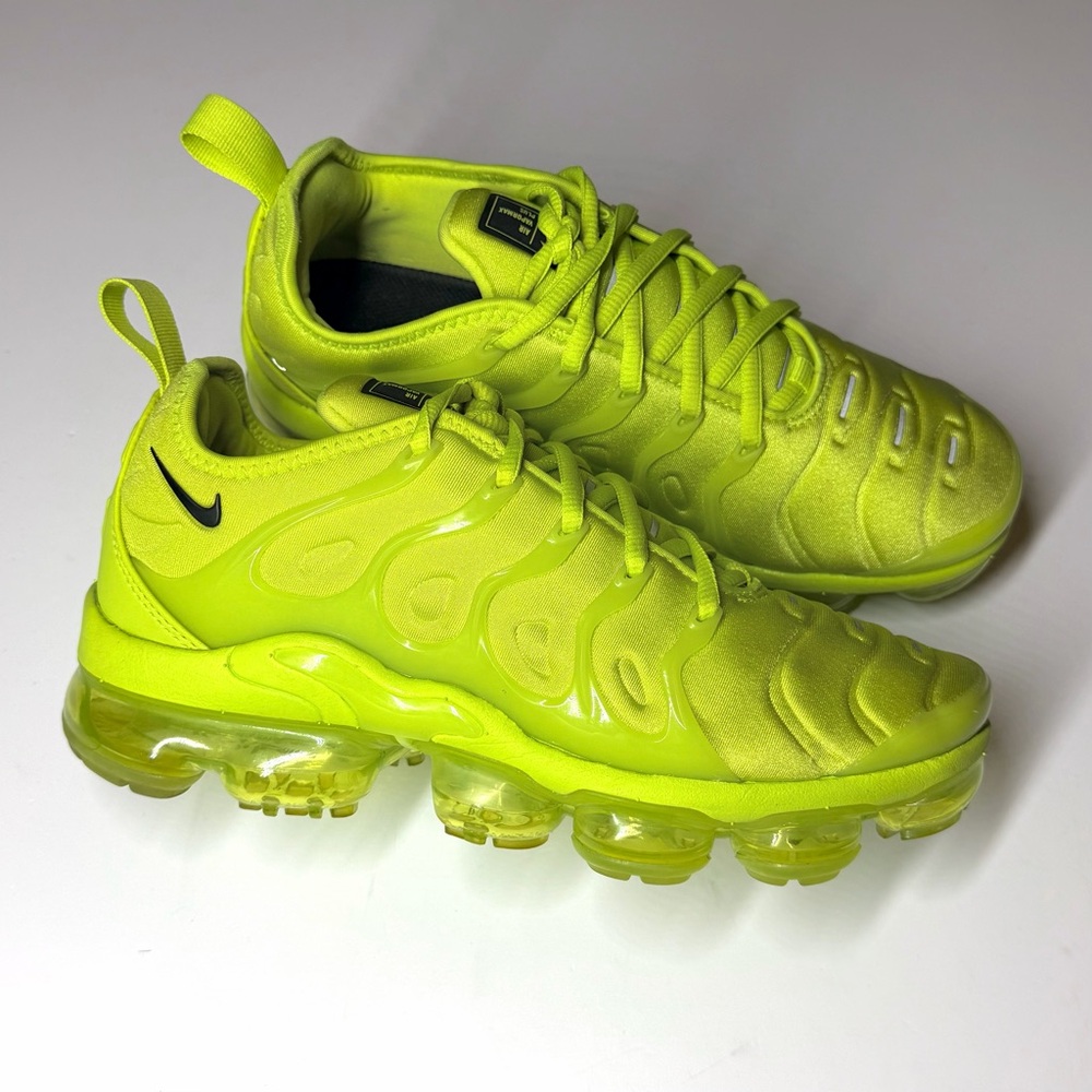 Nike Air Women’s VaporMax Plus Tennis Ball Athletic Sneakers Size- 8 - Picture 5 of 9